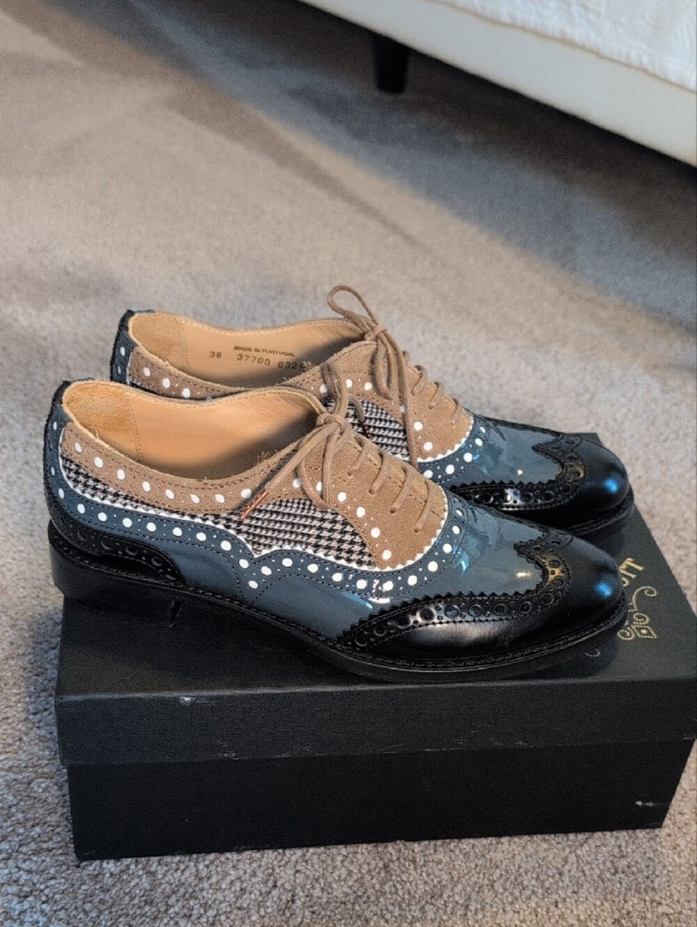 The Office Of Angela Scott Mr. Doubt Women's Oxford Shoes (38)